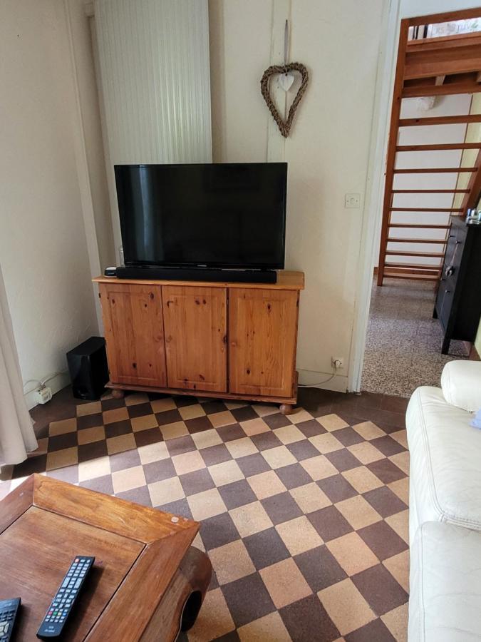 Gite De La Tour De Loire - 65 M2 Au Pied D'Une Tour De Gue Du 17Eme Siecle Mer Exterior foto